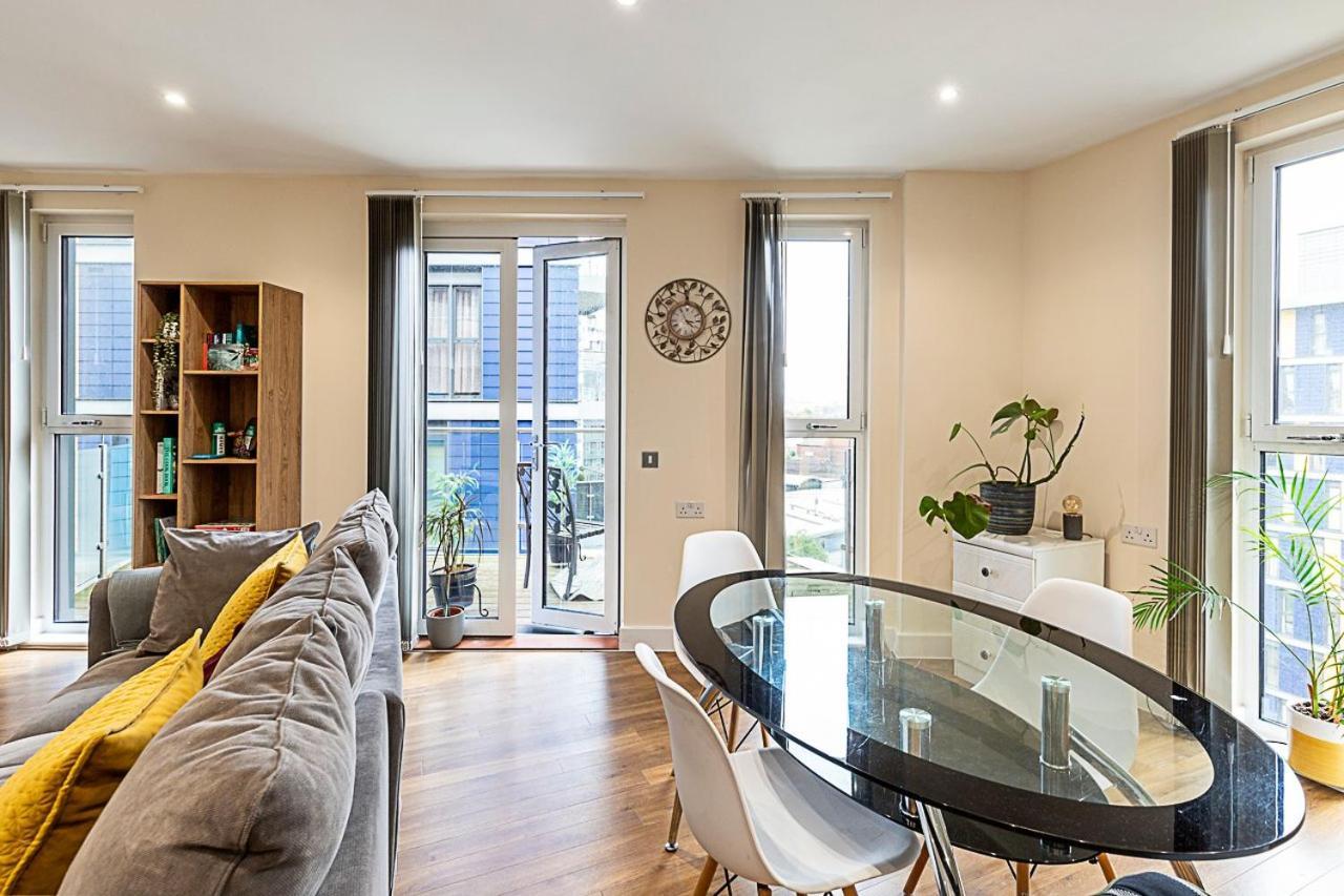 Vibrant London Canal Apartment المظهر الخارجي الصورة